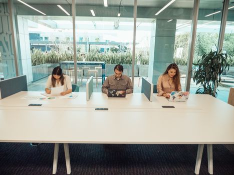 Espace de coworking et bureaux flexibles modernes